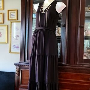 Michael kors black sleeveless midi gold chain accent at neck belted side zip